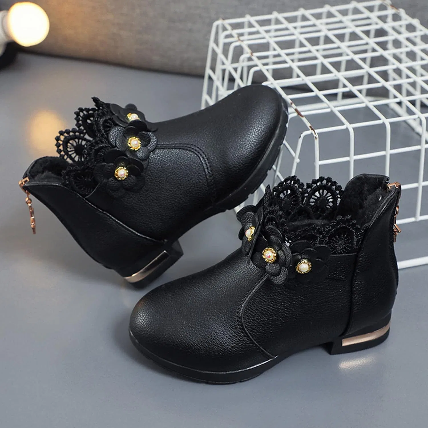 Детские ботинки для девочек с широкой колодкой Hynde Girl Wpf A Boot, Black — фото 4