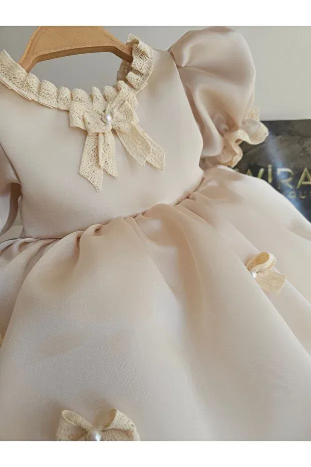 Детское платье из сатина с коротким рукавом-фонарик Fluffy Vintage Lace Detailed Dress Elwirababyboutiqe, Metallic — фото 2