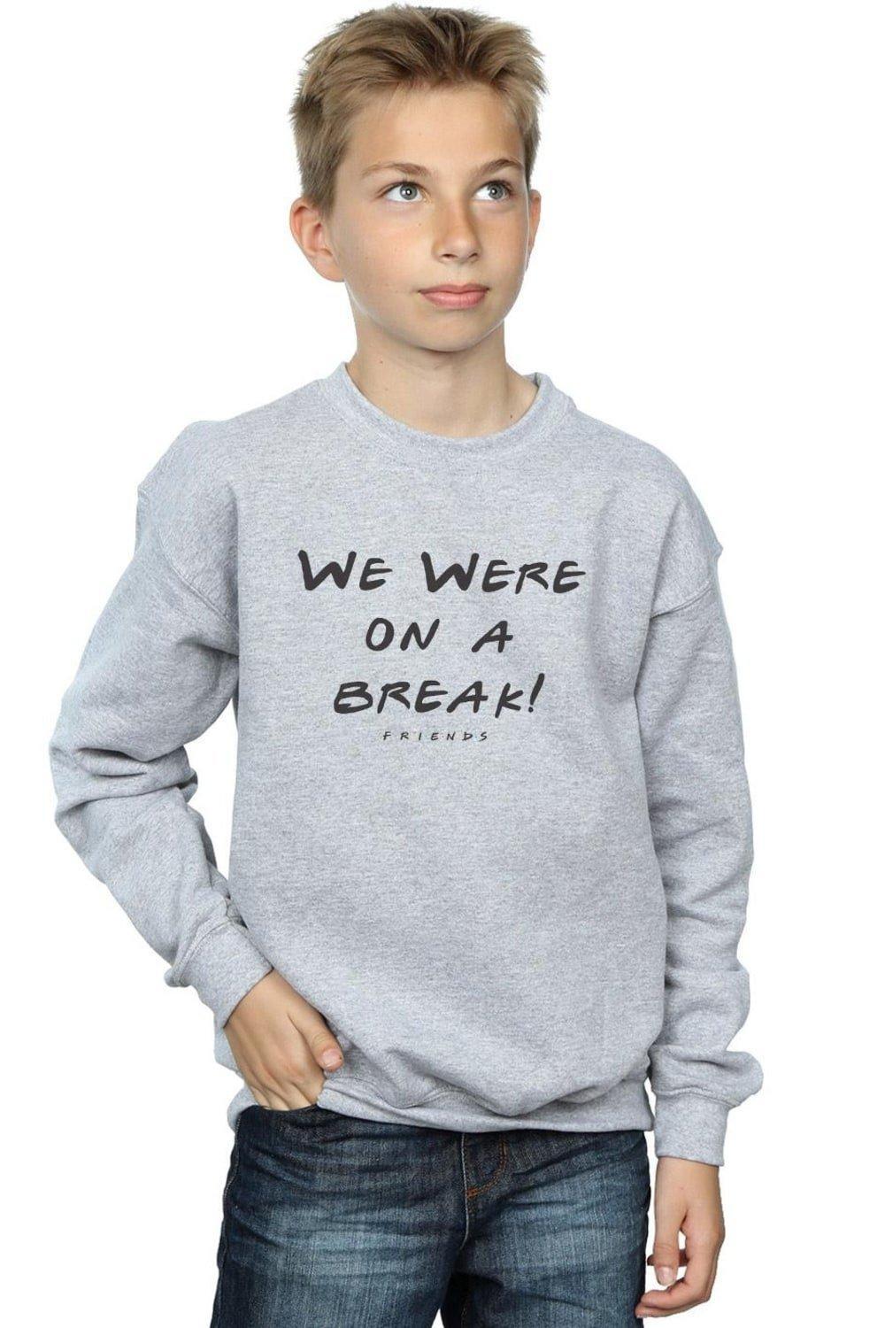 

Толстовка с надписью We We We We We Were On A Break Friends, серый
