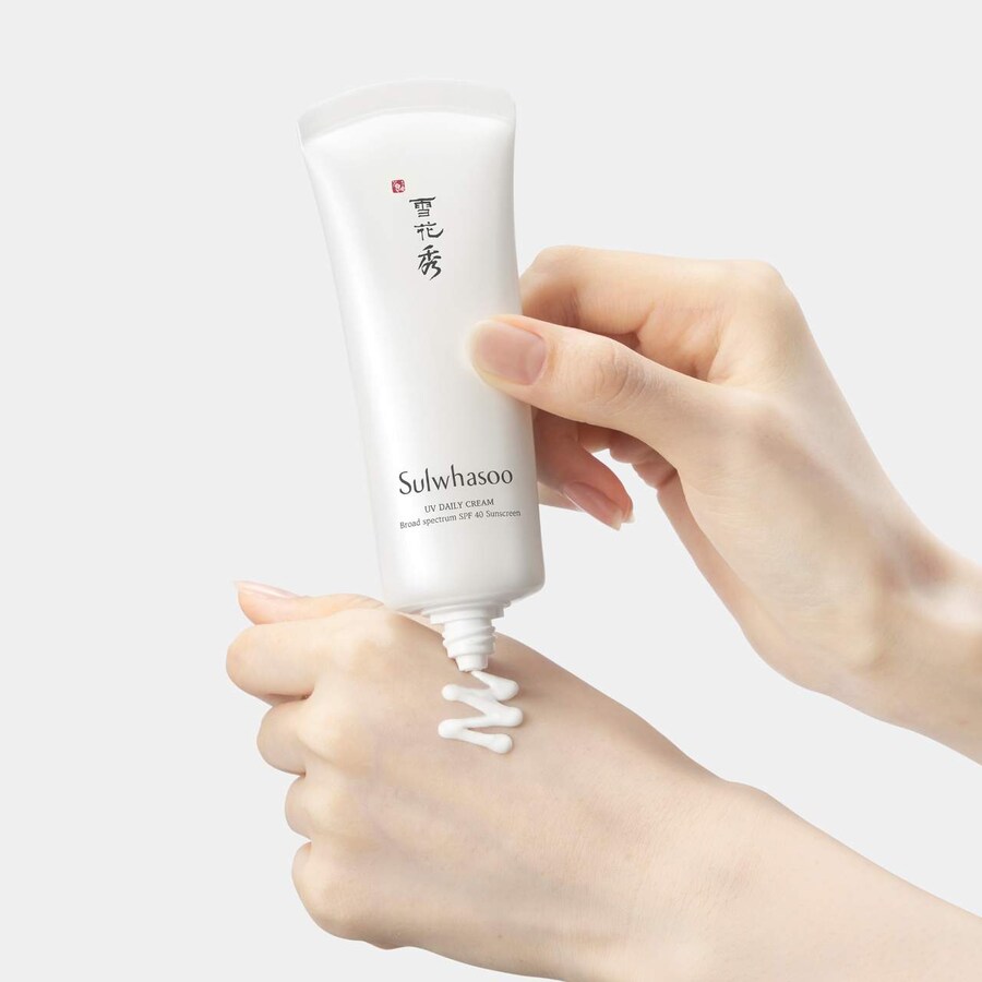 Солнцезащитный крем UV Daily Cream широкого спектра действия SPF 40 Sulwhasoo, 1.35 oz /40 ml — фото 2