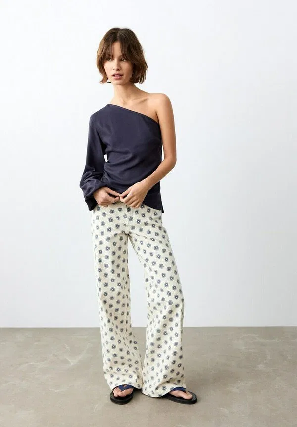 Подростковые расклешенные джинсы кремового цвета с синим Mango Kids, Off-White Blue