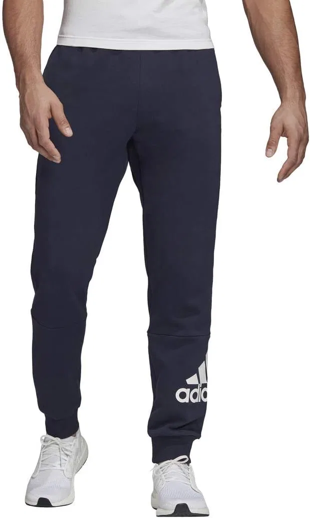 Мужские брюки adidas Badge of Sport из французского махрового трикотажа