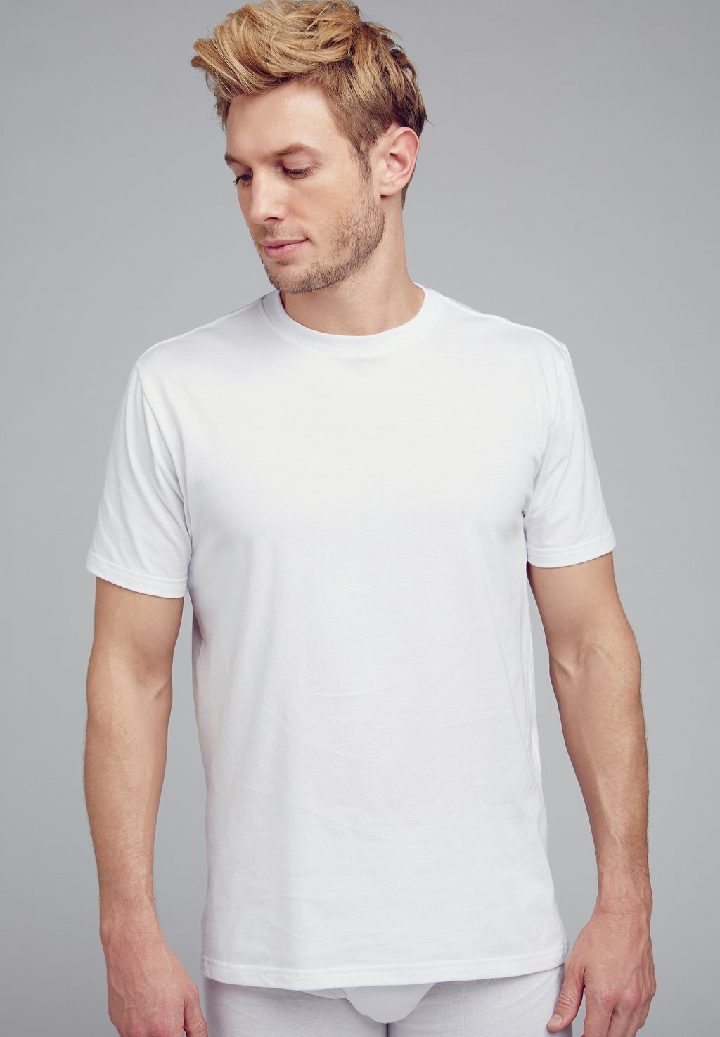 

Базовая футболка Uk Classic Round Neck Jockey, белый