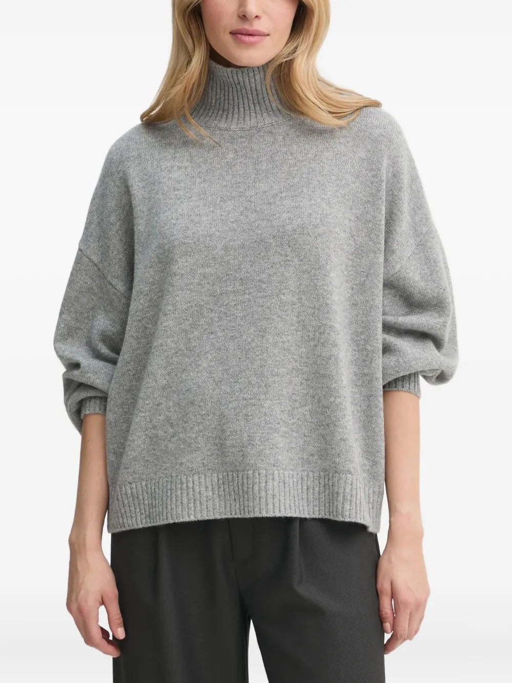 

Свитер Casia с высоким воротом Gestuz, серый