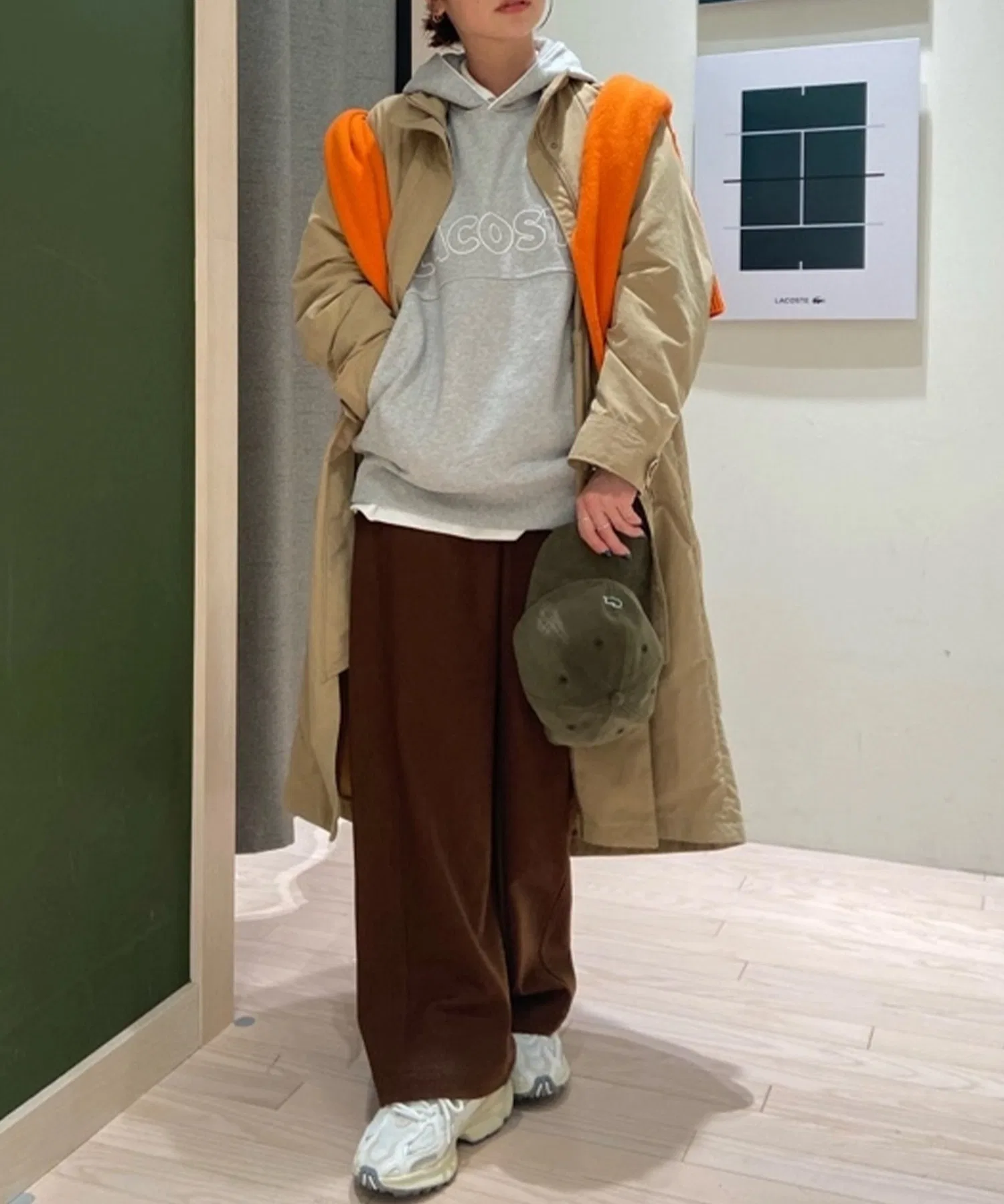 Брюки LACOSTE широкие прямые, эластичные, темно-синие — фото 4