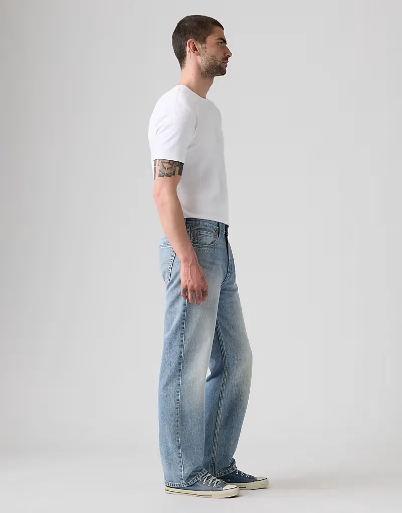 Джинсы Levi's 565 свободного прямого кроя, светло-голубые — фото 4
