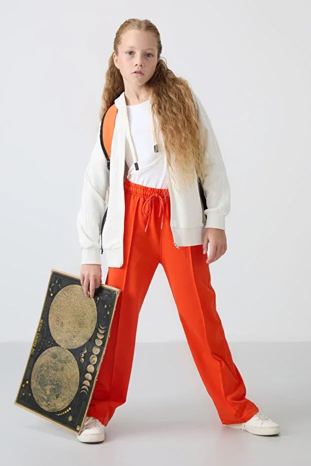 Детские джоггеры для девочек с широкой штаниной Orange wide-legged girls' sweatpants with pockets and front stitching detail -75144 Tommy Life, Orange — фото 4