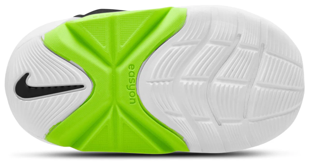 Кроссовки для мальчиков Swoosh Go Nike, цвет White/Volt/Black — фото 4