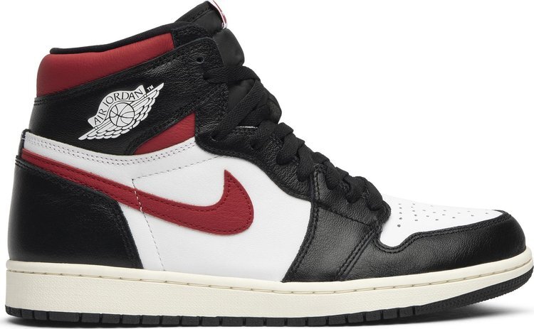 

Кроссовки Air Jordan 1 Retro High OG Gym Red, красный