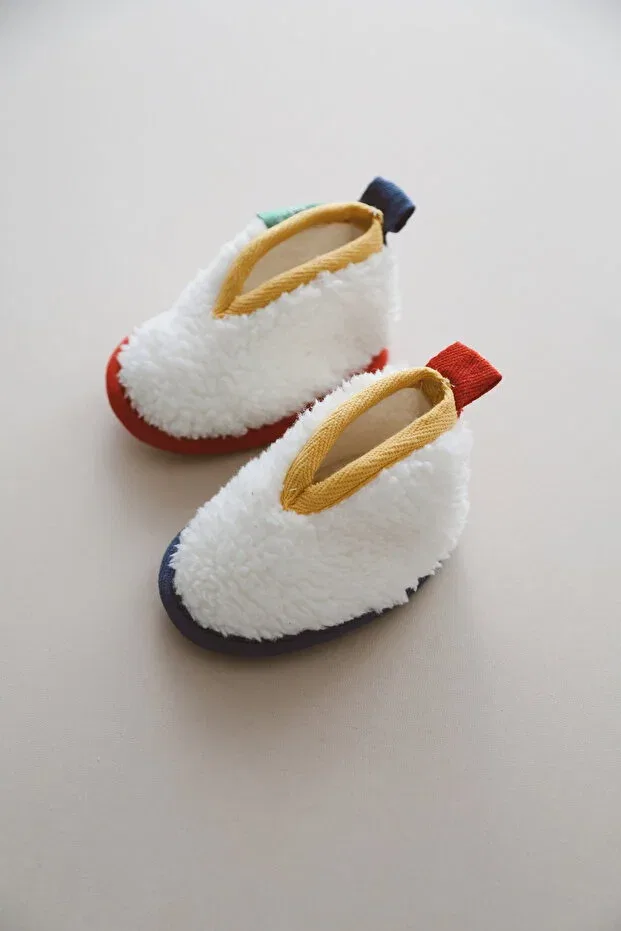 Детские пинетки для девочек из плюша Minik Adımlar Bebek, White