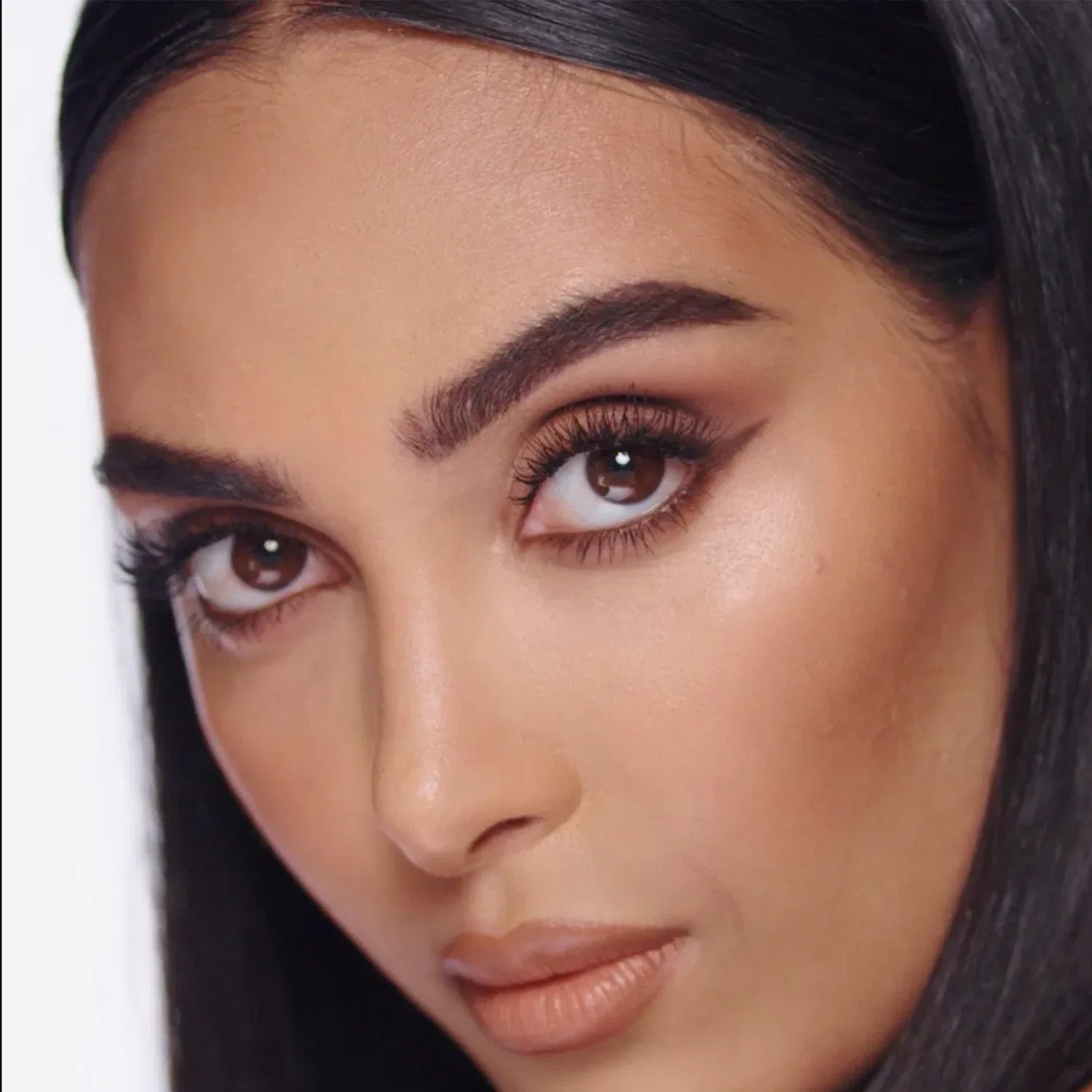 Гель для коррекции бровей Brow Fix Clear Charlotte Tilbury, Sculpting Gel — фото 3