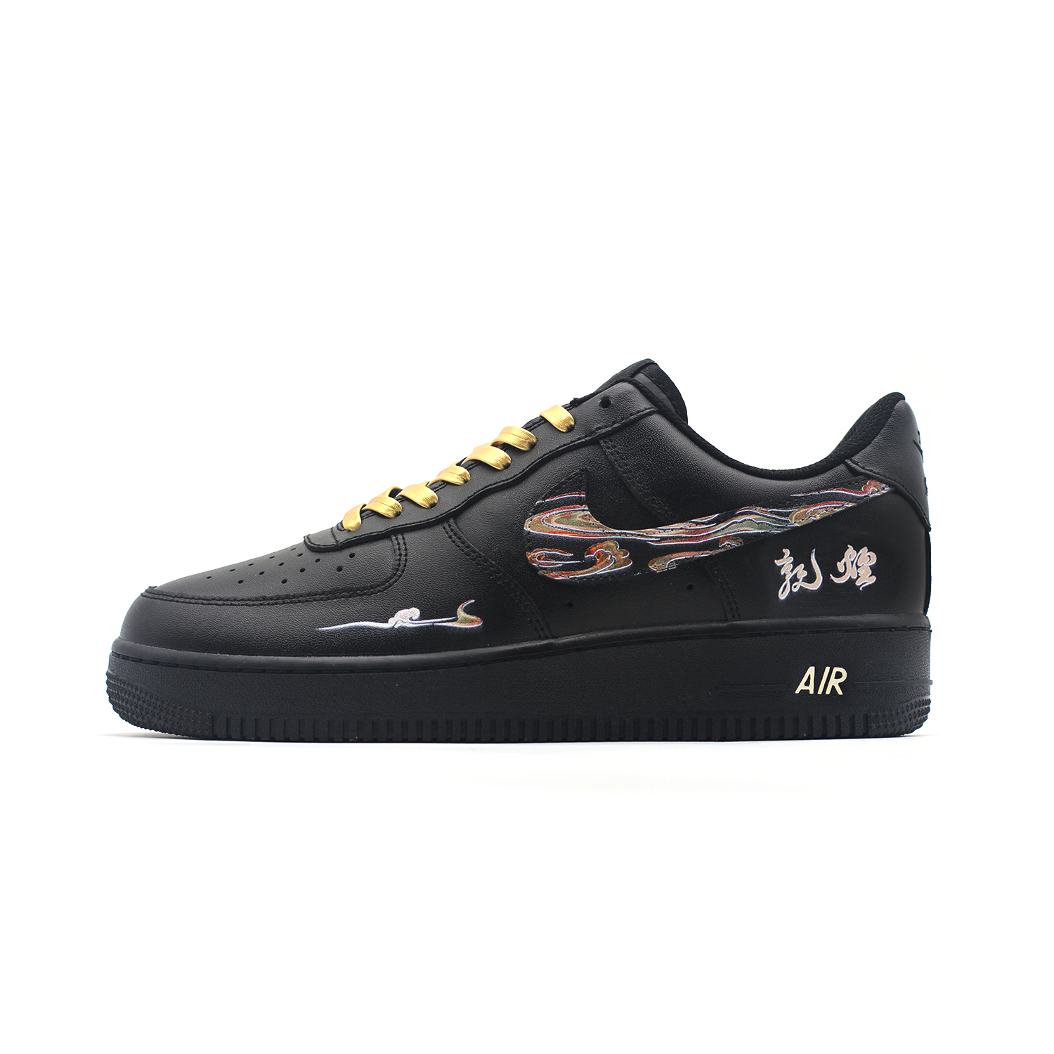 

Обувь для скейтбординга Nike Air Force 1 унисекс, Black/Gold