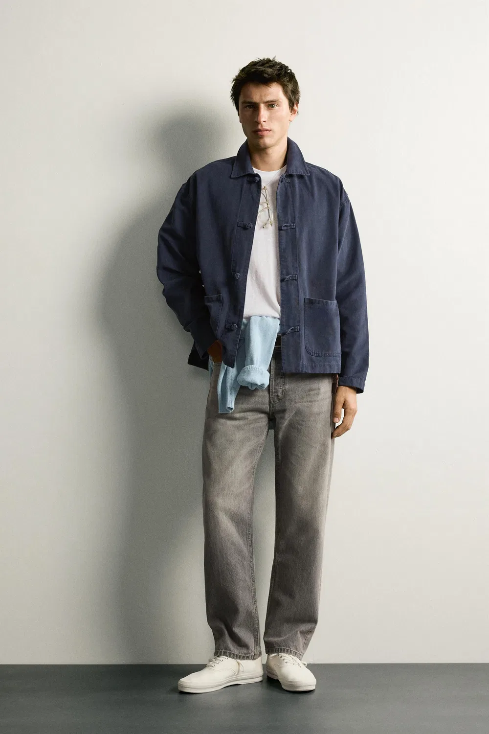 Рубашка-накидка стандартного кроя с застежкой-узлом. ZARA, Navy blue