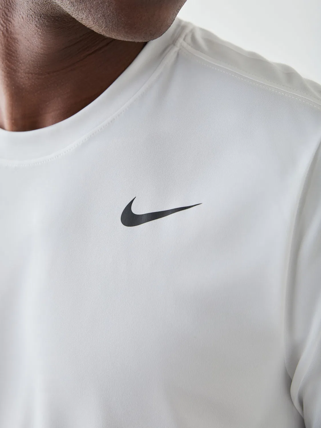 Футболка тренировочная Dri-FIT Flex Performance Nike, белый/черный — фото 4