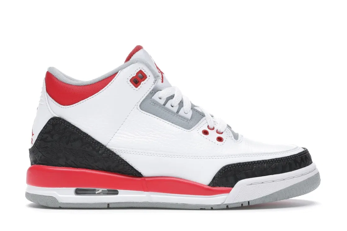 Детские кроссовки Lifestyle Jordan 3 Retro, White/Fire Red-Silver-Black
