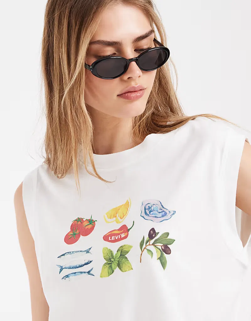 Майка свободного кроя Levi's с фруктовым принтом, белая — фото 4