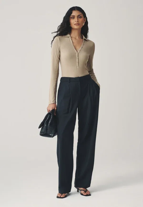 Футболка поло с длинным рукавом Regular fit Long Sleeve Collar Next, Neutral, нейтральный — фото 2