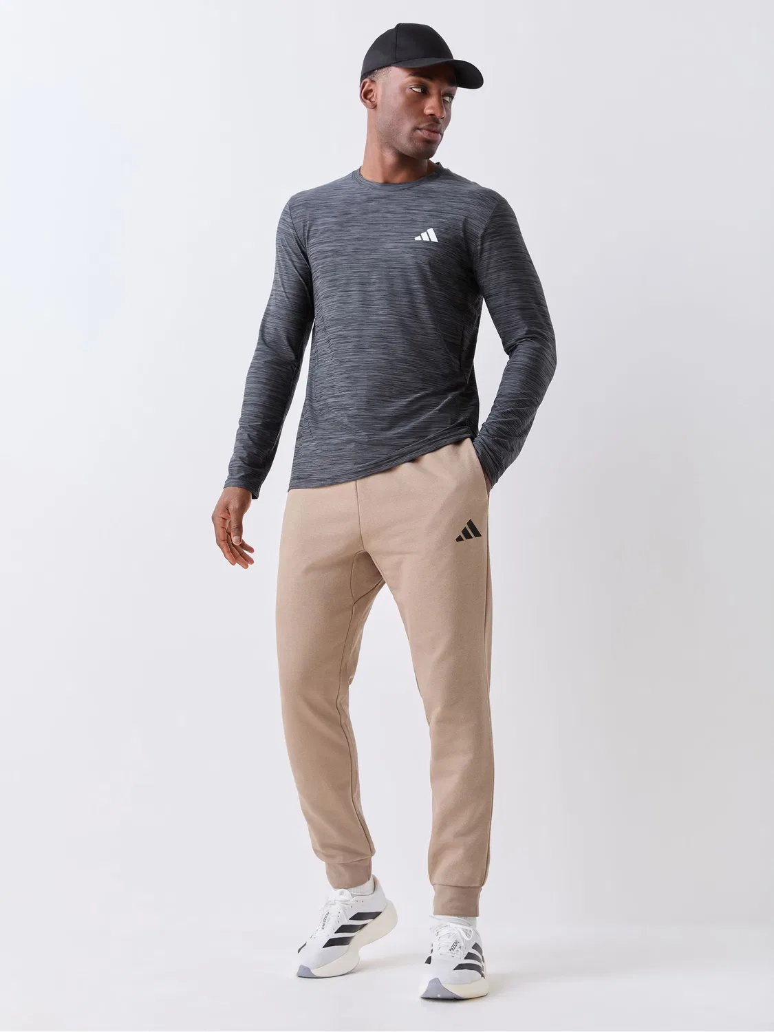Джоггеры флисовые, Essentials Feelcozy adidas, бежевый — фото 2