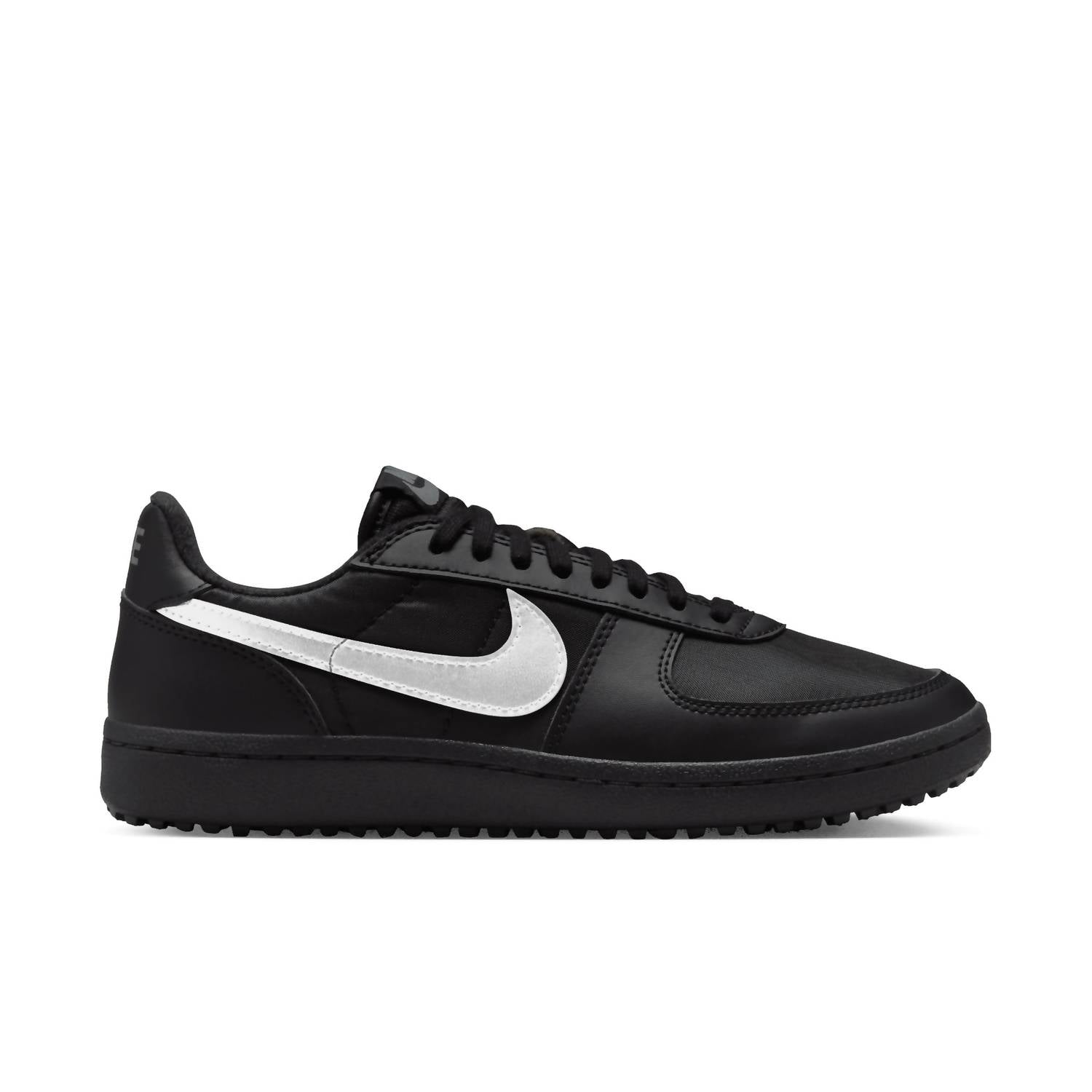 Женские кроссовки Field General в черном/металлическом серебристо-белом цвете Nike