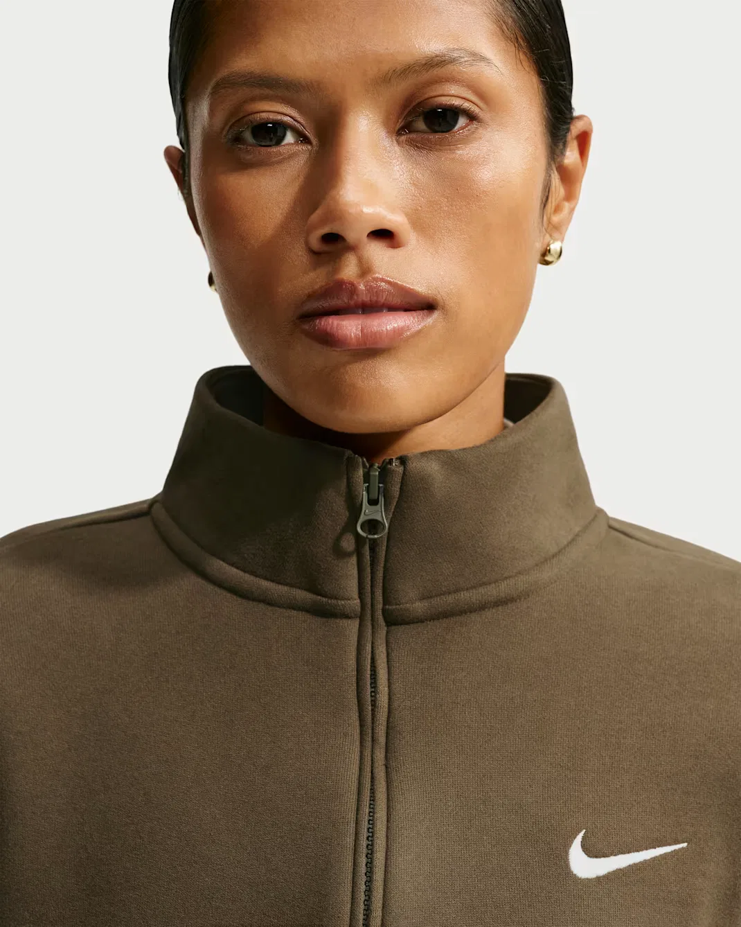 Женская футболка с застежкой-молнией на четверть длины Nike Studio Fleece Medium Weight, Dark Hazel/Sail — фото 3