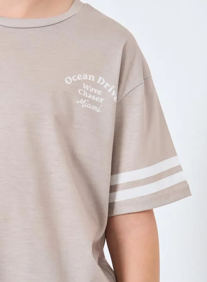 Комплект футболка и шорты с принтом Teen drop shoulder Styli, бежевый — фото 3