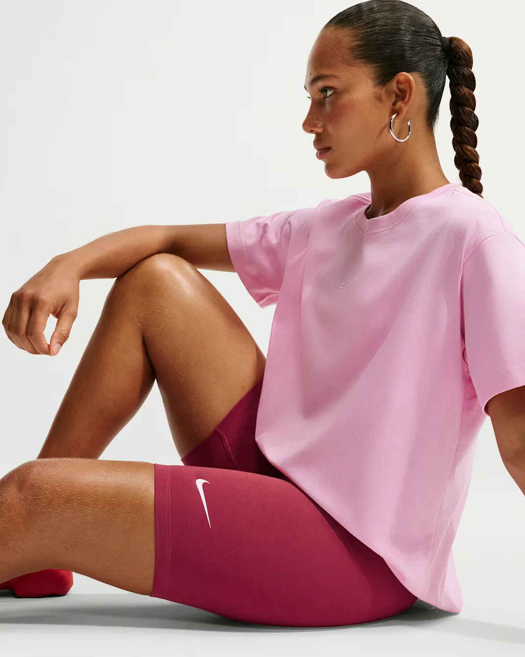 Женские велосипедные шорты с высокой талией, длина 8 дюймов Nike Sportswear Classic, Tough Red/White — фото 4