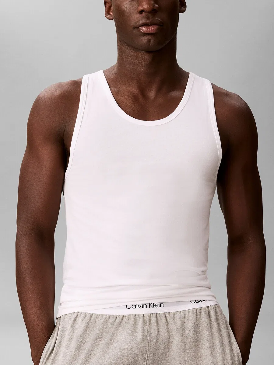 Футболка Calvin Klein разных цветов — фото 3