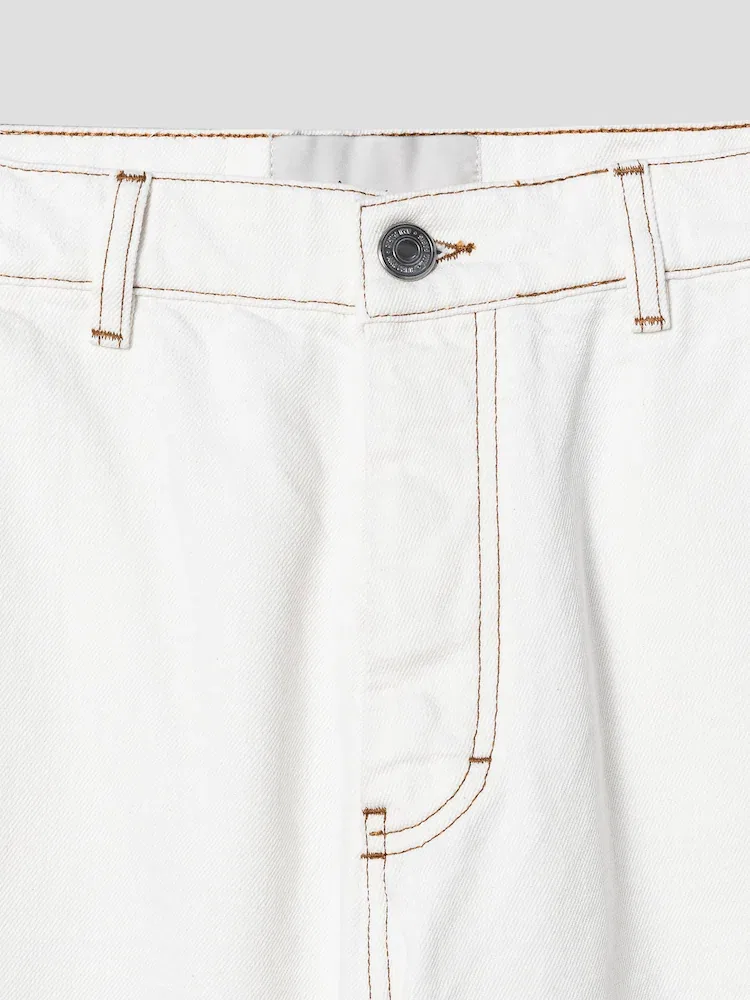 Шорты джинсовые Denim Short AMI PARIS, Blanc Creme — фото 3