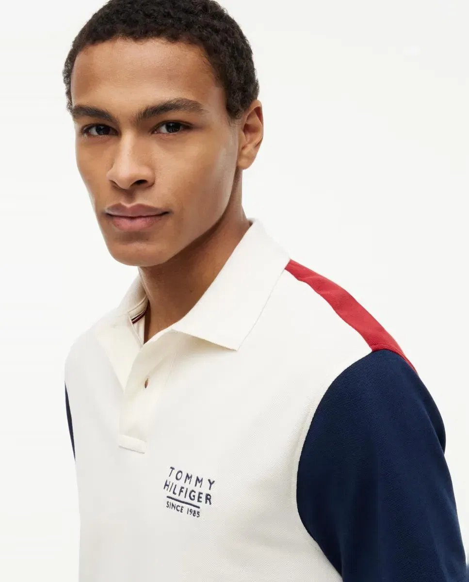 Мужское поло колор-блок с вышитым брендингом Tommy Hilfiger, Blanco Roto — фото 3