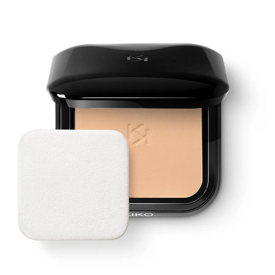 Компактная пудра-основа Full Coverage Blurring Powder Foundation 20 Ivory KIKO Milano