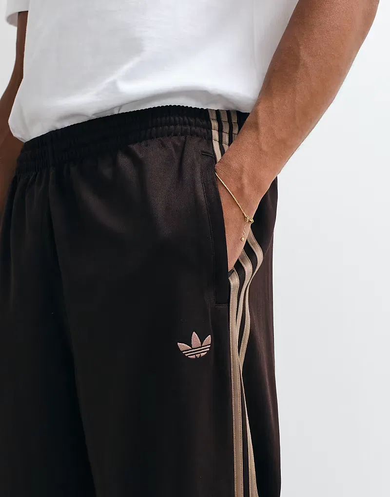 Спортивные брюки Adidas Originals Adicolor свободного кроя Аврора — фото 2