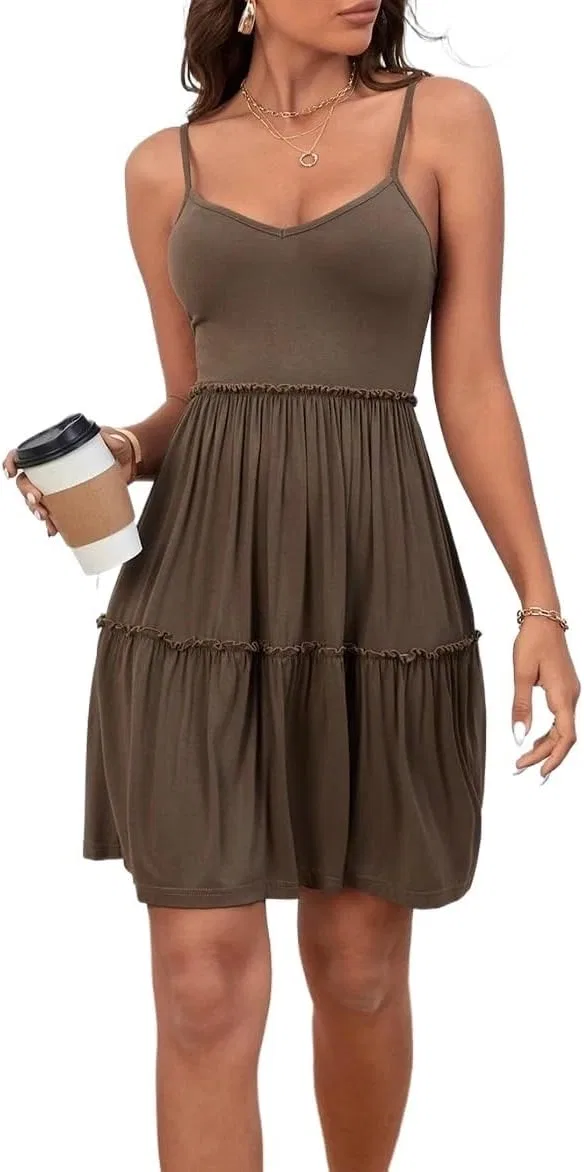 Женское летнее короткое платье на тонких бретелях с рюшами, Mocha Brown