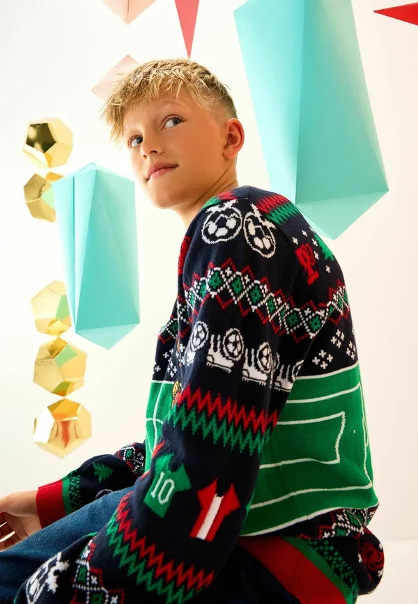 Свитер с вышивкой Christmas Next multi reindeer football — фото 4