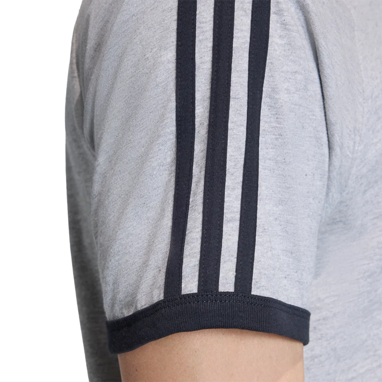 Мужская футболка с коротким рукавом 3-Stripes adidas, Medium Grey Heather — фото 4