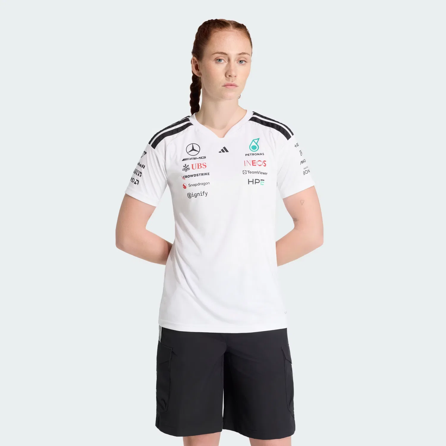 Женская гоночная футболка-джерси с вышитым логотипом Mercedes - AMG Petronas Formula 1 Team Driver Jersey Adidas Performance, белый