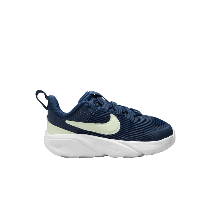 

Кроссовки Star Runner 4 TD 'Midnight Navy Volt Tint', синий