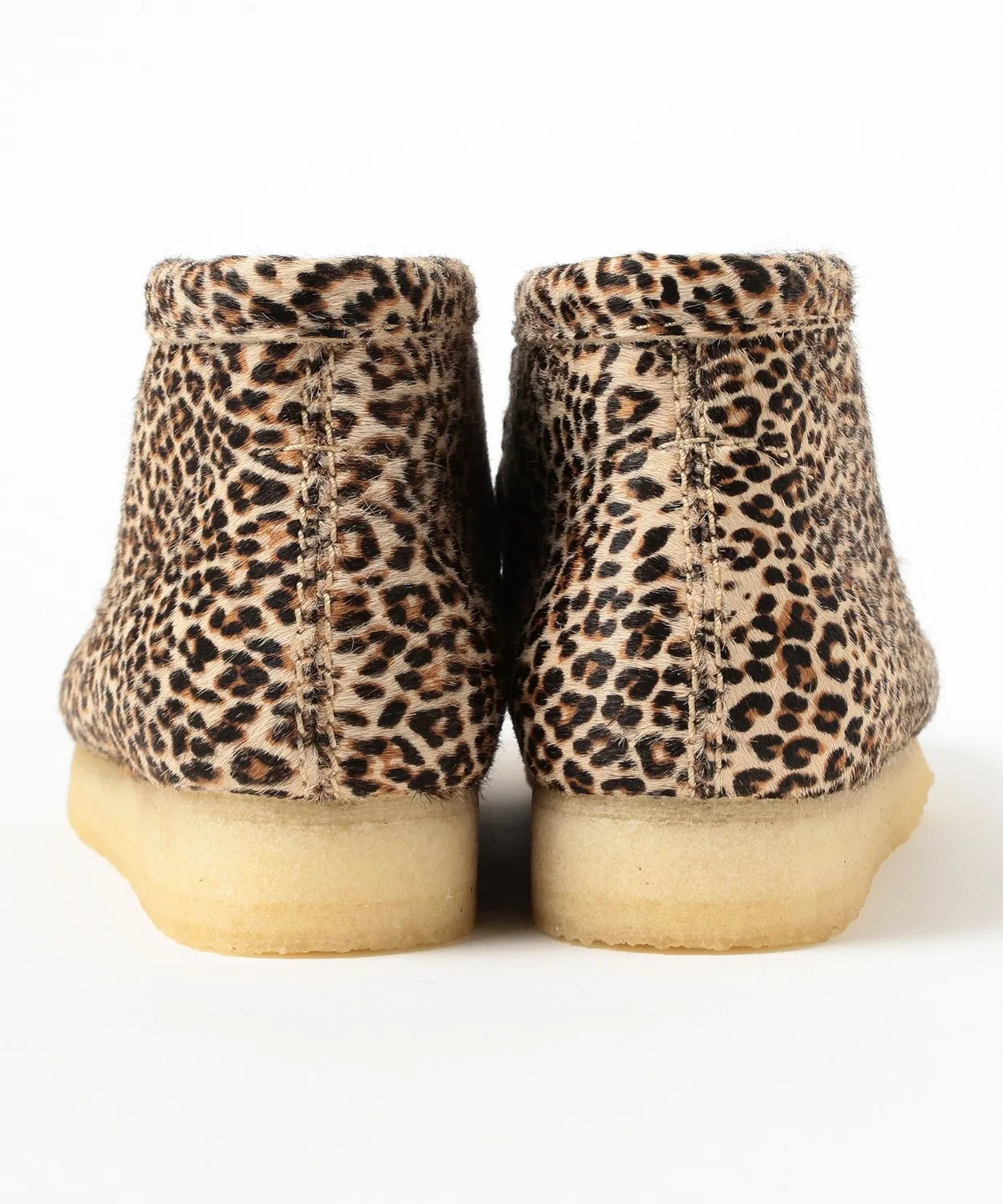 Ботинки Clarks Wallabee с леопардовым принтом, кожа, цвет мульти — фото 4