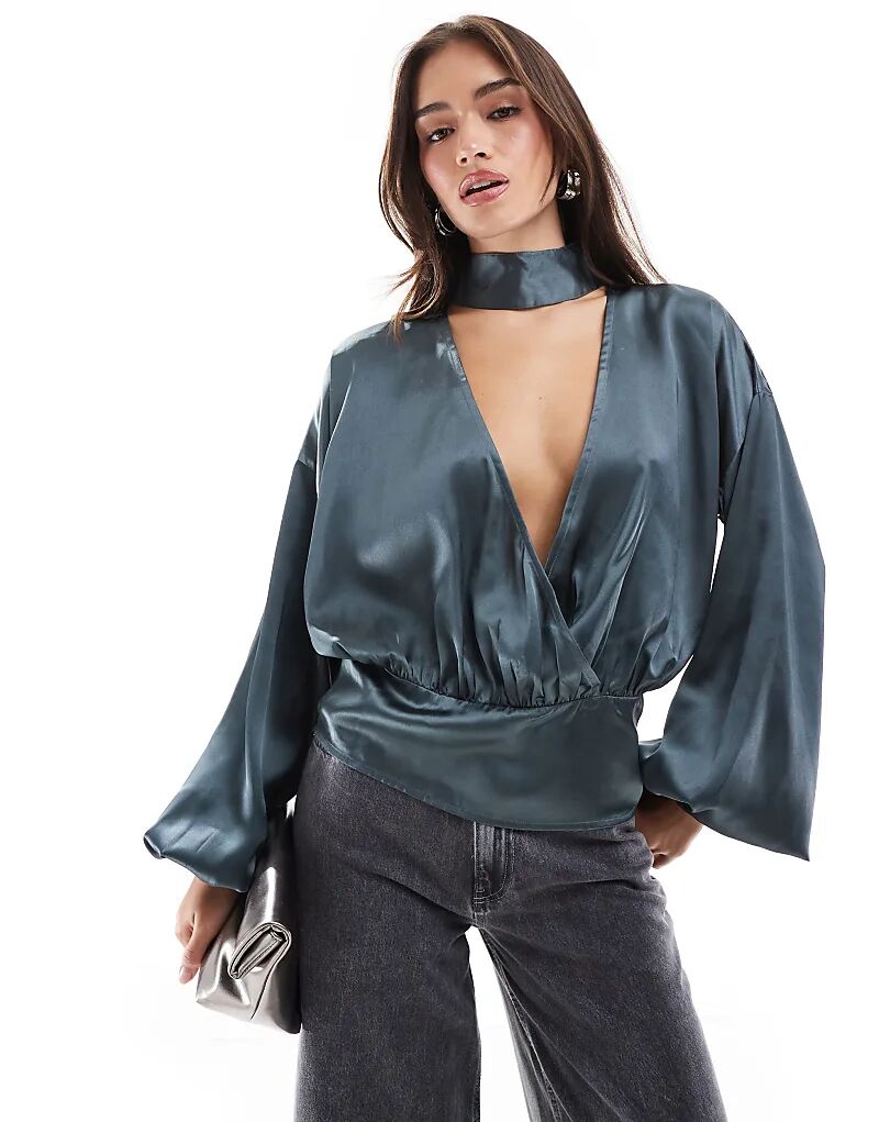 

Атласный топ-обертка с чокером серого цвета ASOS DESIGN