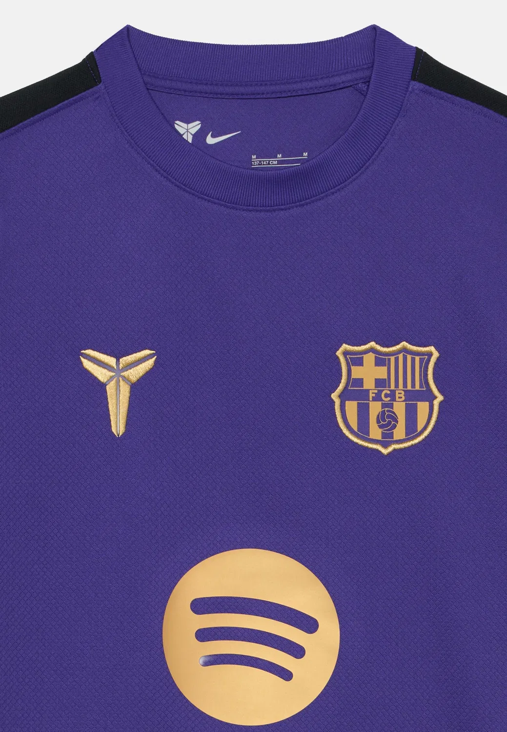 Футболка унисекс с надписью "ФК Барселона забивает гол" Nike Performance, Field Purple/Elemental Gold-Coloured/Black/Metallic Gold-Coloured — фото 3