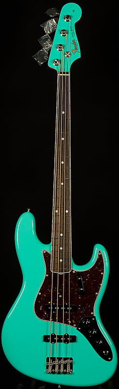 

Джазовый бас Fender American Vintage II 1966 года Fender American II Jazz Bass