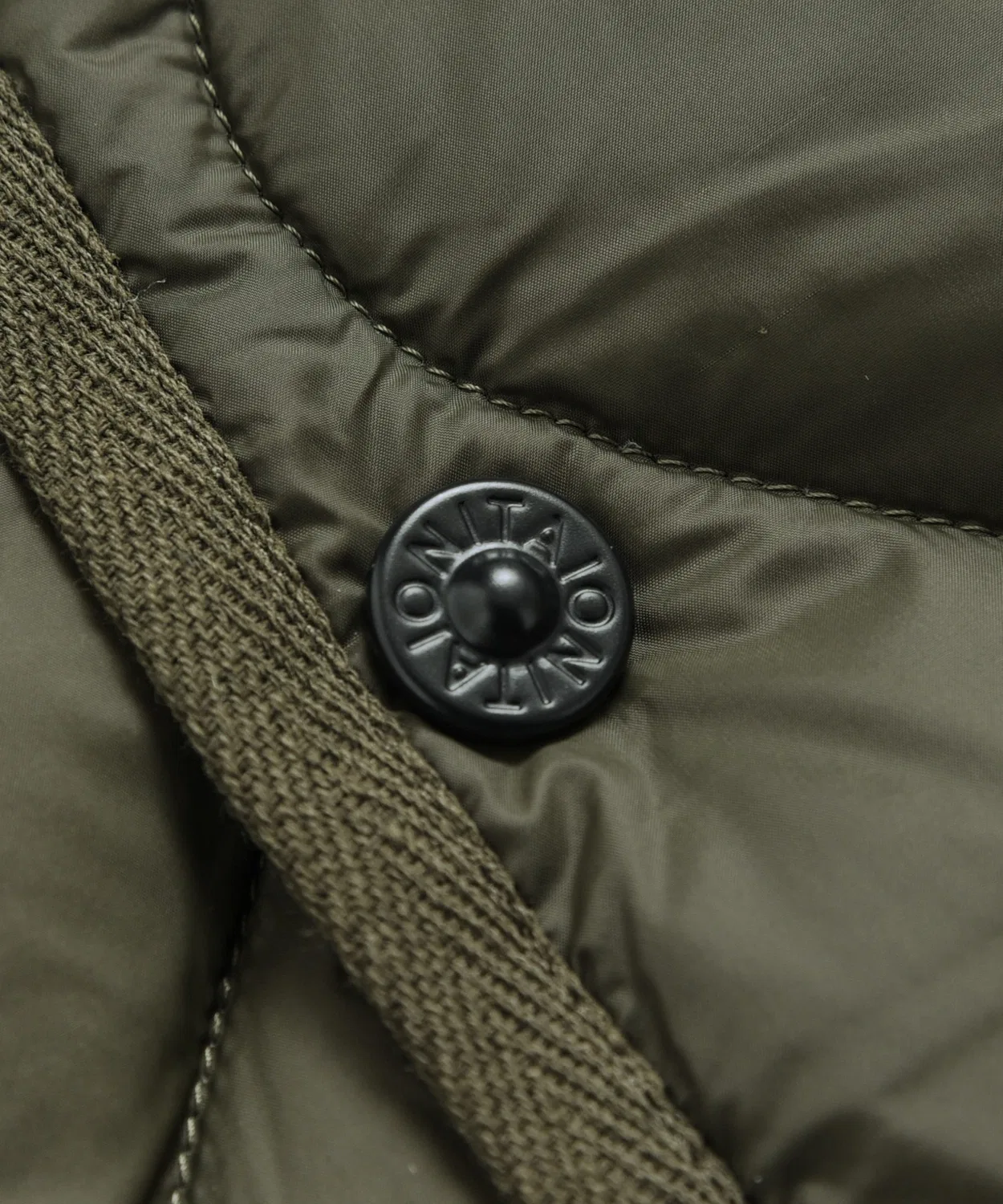 Детский жилет с утеплителем из пуха, с кнопками, модель Military Crewneck Button Down Vest TAION, Olive — фото 2