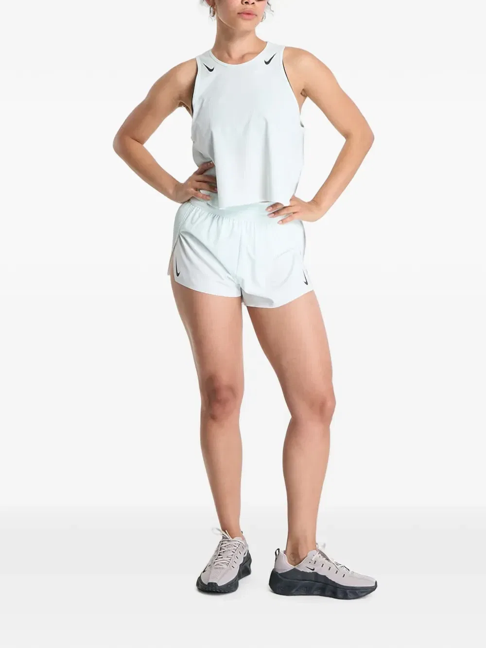 Укороченный топ AeroSwift Nike, зеленый — фото 2