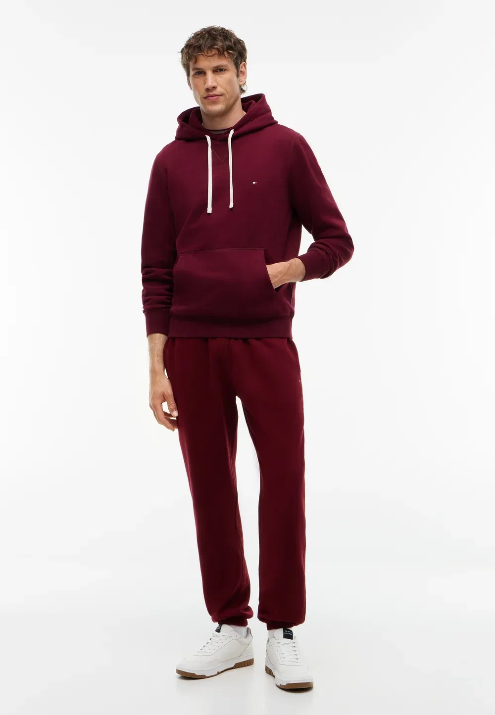 Необходимые вещи - спортивные штаны Tommy Hilfiger, Burgundy — фото 2
