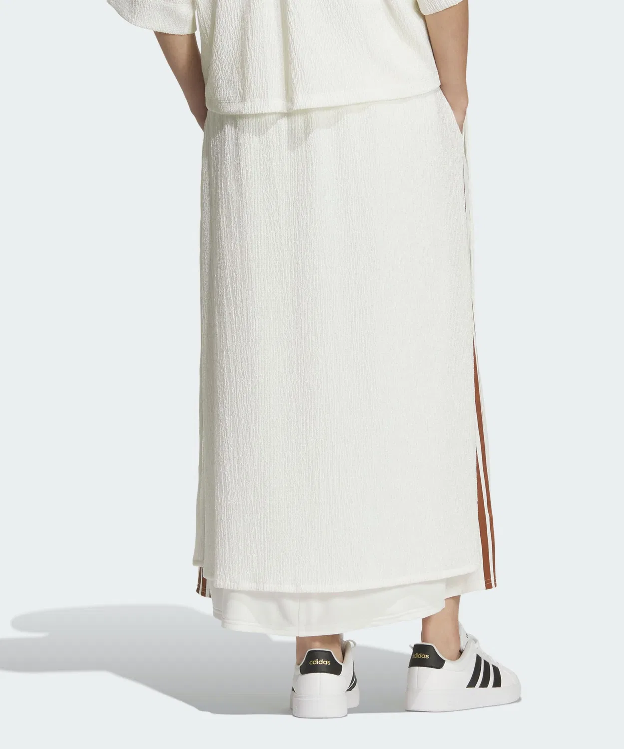 Женская юбка миди из полиэстера с принтом Softluxe Sheer Regular Fit Adidas, Белый — фото 2