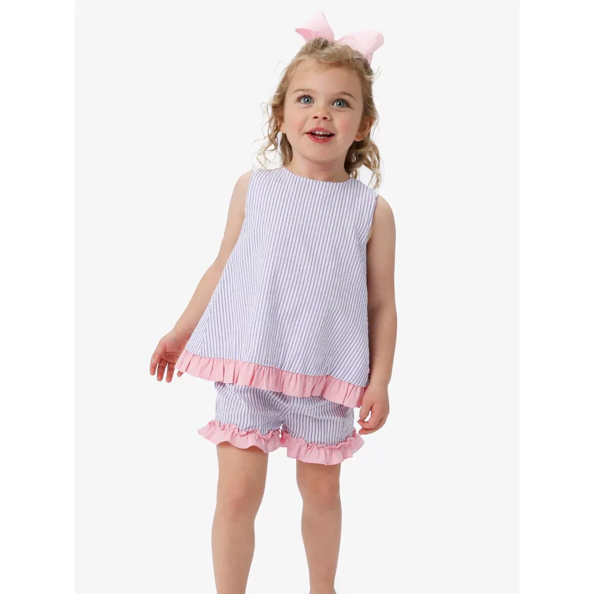 Детский комплект для девочек с воланами Classic Blue Seersucker Ruffle Swing Top and Short Set RuffleButts, Wisteria Purple Signature Seersucker — фото 3