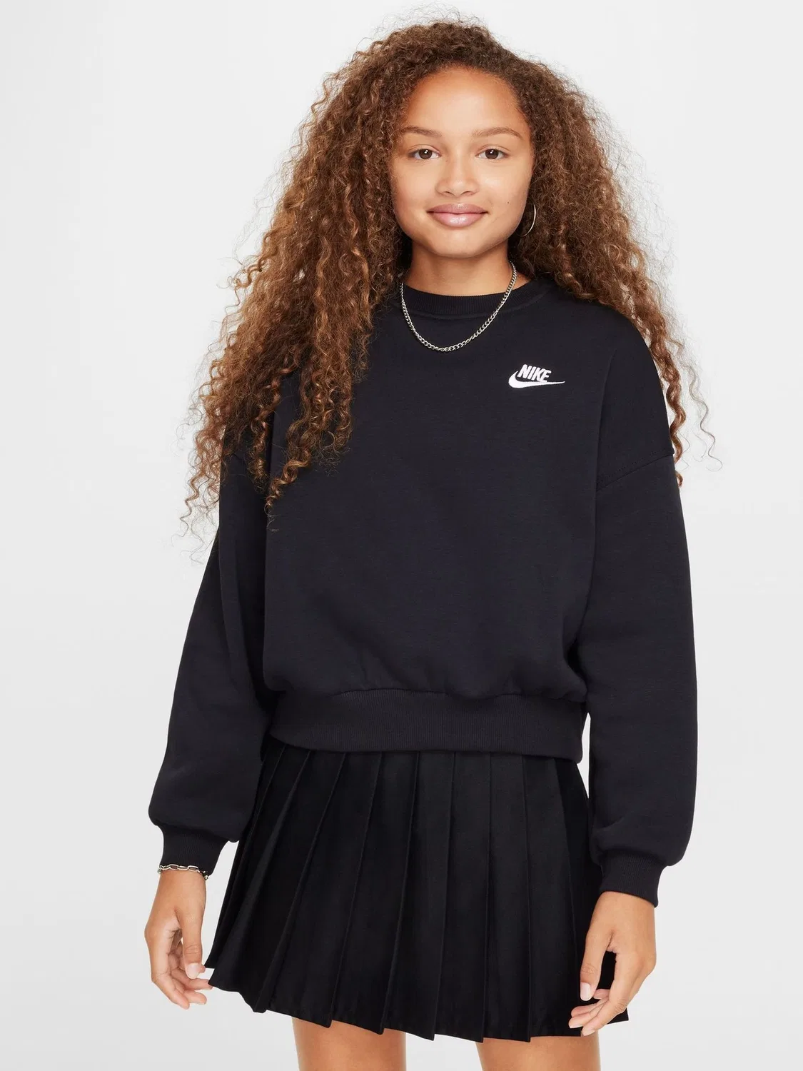 Толстовка Nike Club Fleece, оверсайз, черная