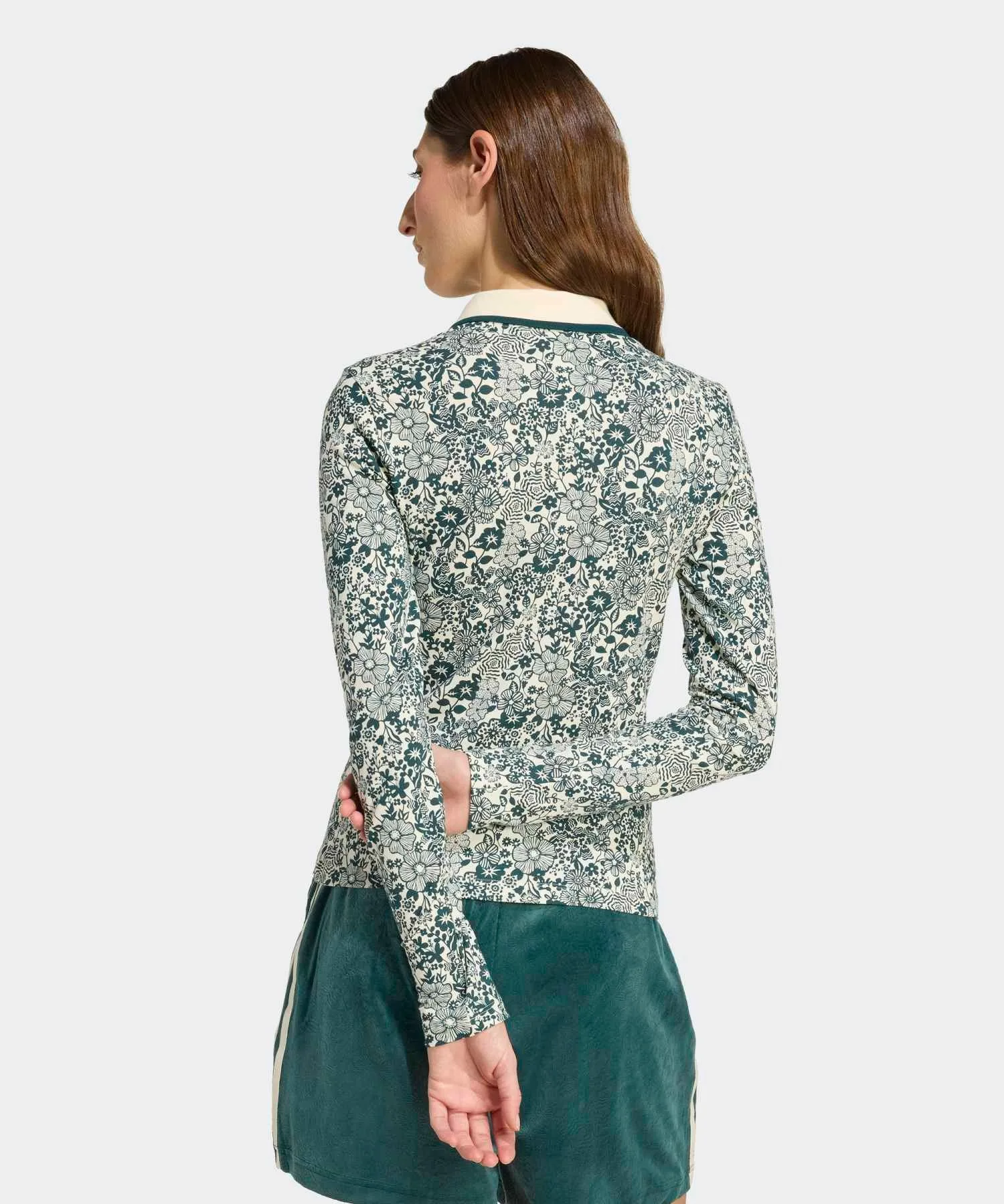 Женская футболка adidas Originals × Liberty London с цветочным принтом JW5273 белая с зелёным — фото 2