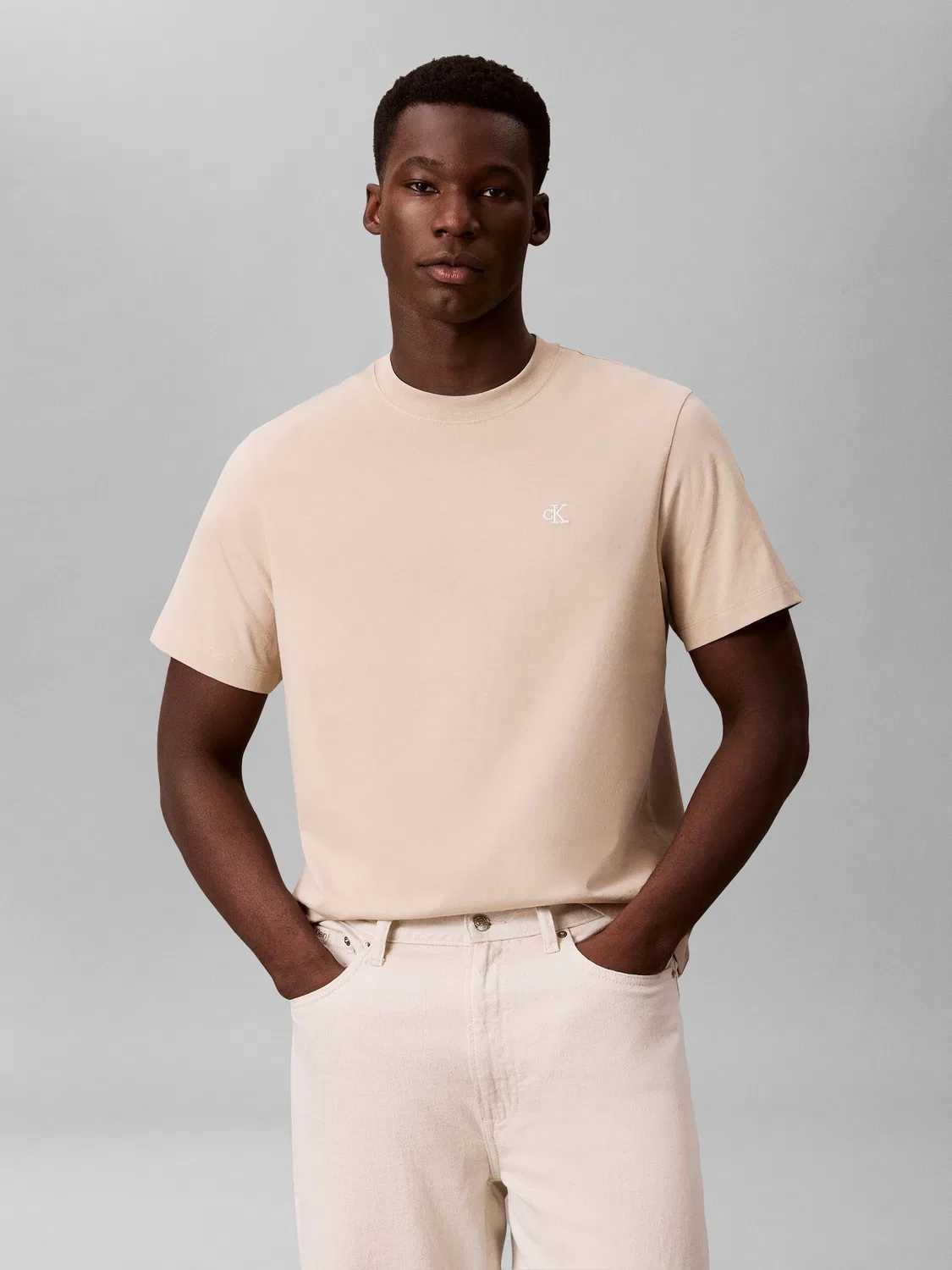 Футболка с монограммой Calvin Klein, кремовый