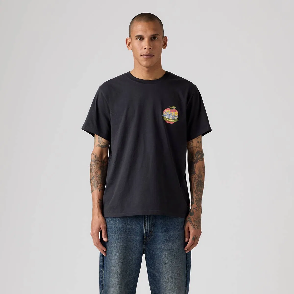Свободная футболка с графическим принтом Levi's, Big Apple City Phantom - Black — фото 3
