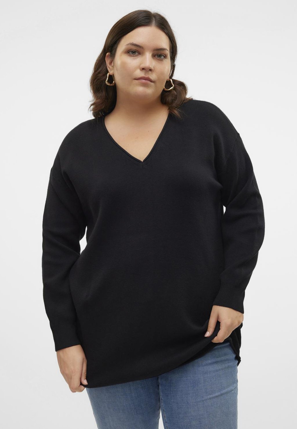 

Джемпер VMCGOLD ROLL LONG VNECK Vero Moda Curve, черный